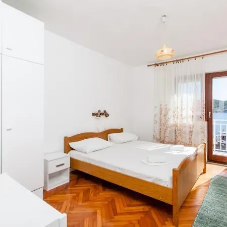 Apartment Nemo *
