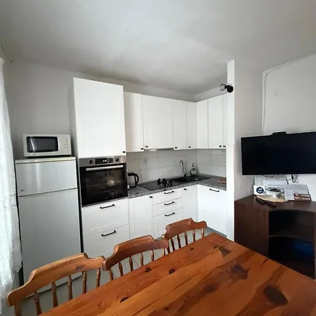 Nemo Apartment *