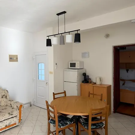 Nemo Apartment *